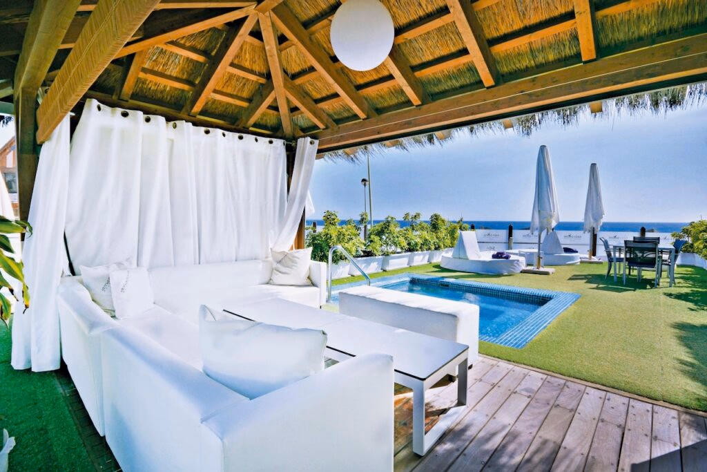 Amadores Beach Club